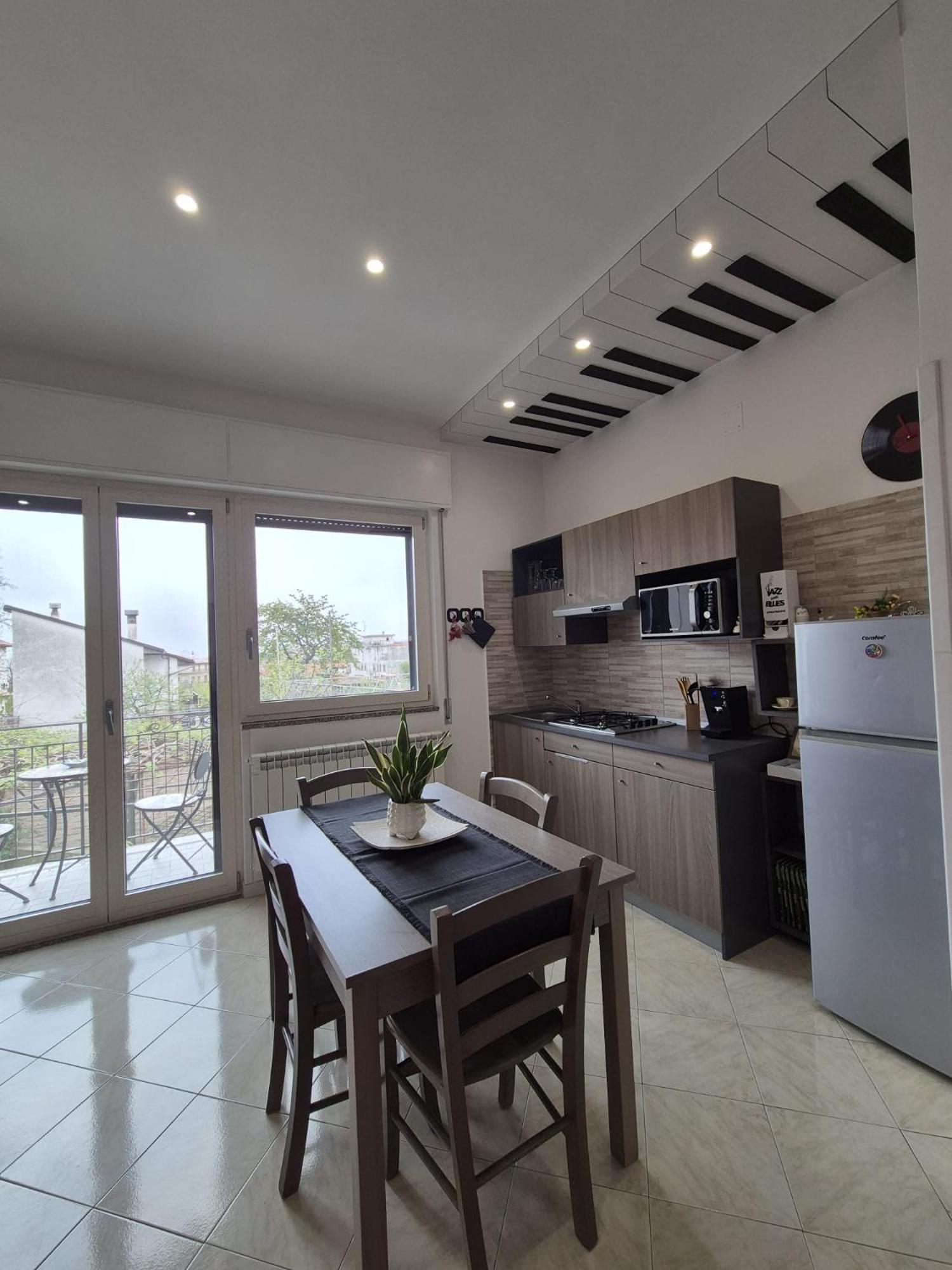 אג'רולה Jazz & Blues Apartments Near " Sentiero Degli Dei " חדר תמונה